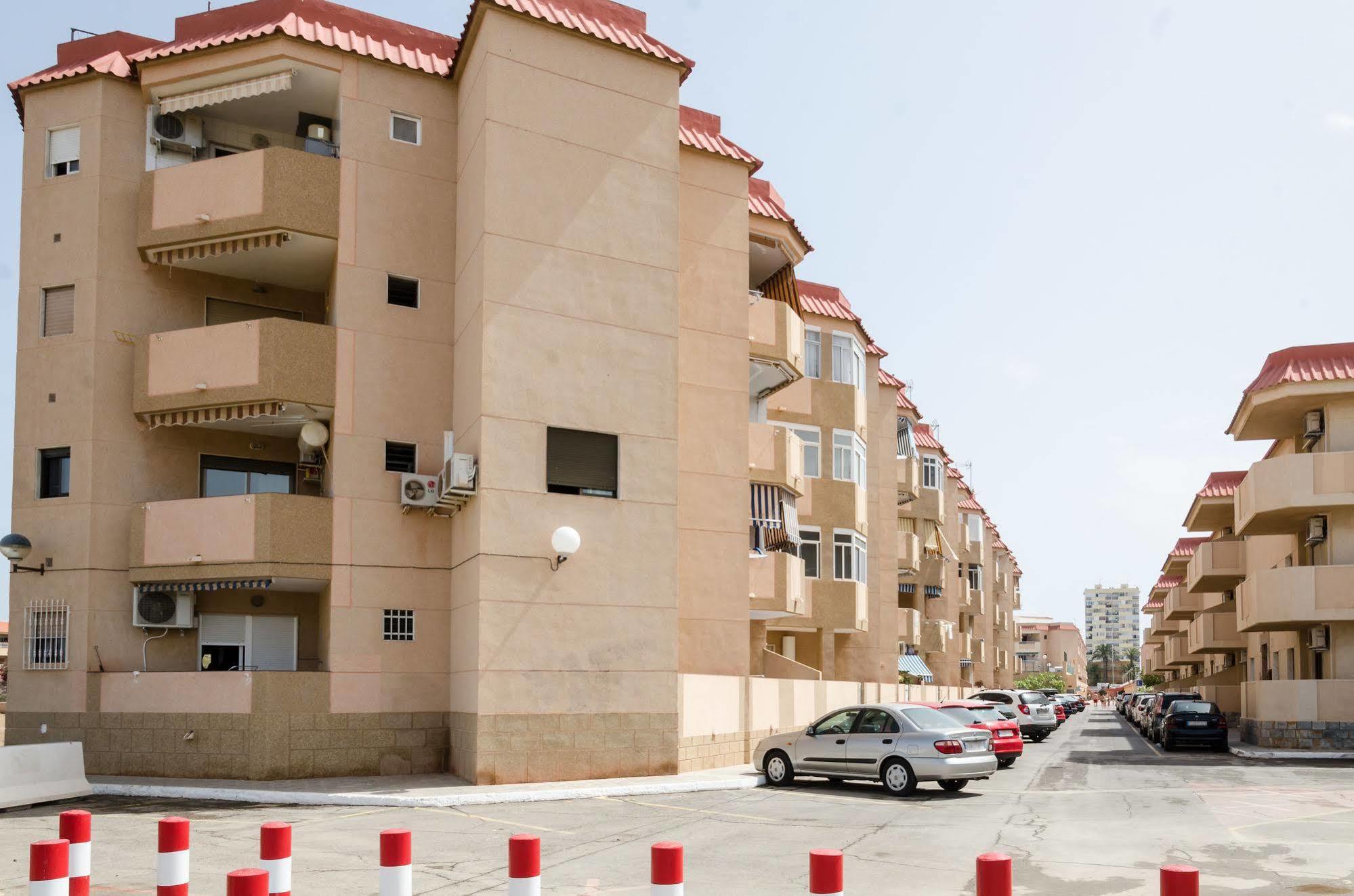 Apartamentos Tesy La Manga del Mar Menor Eksteriør bilde